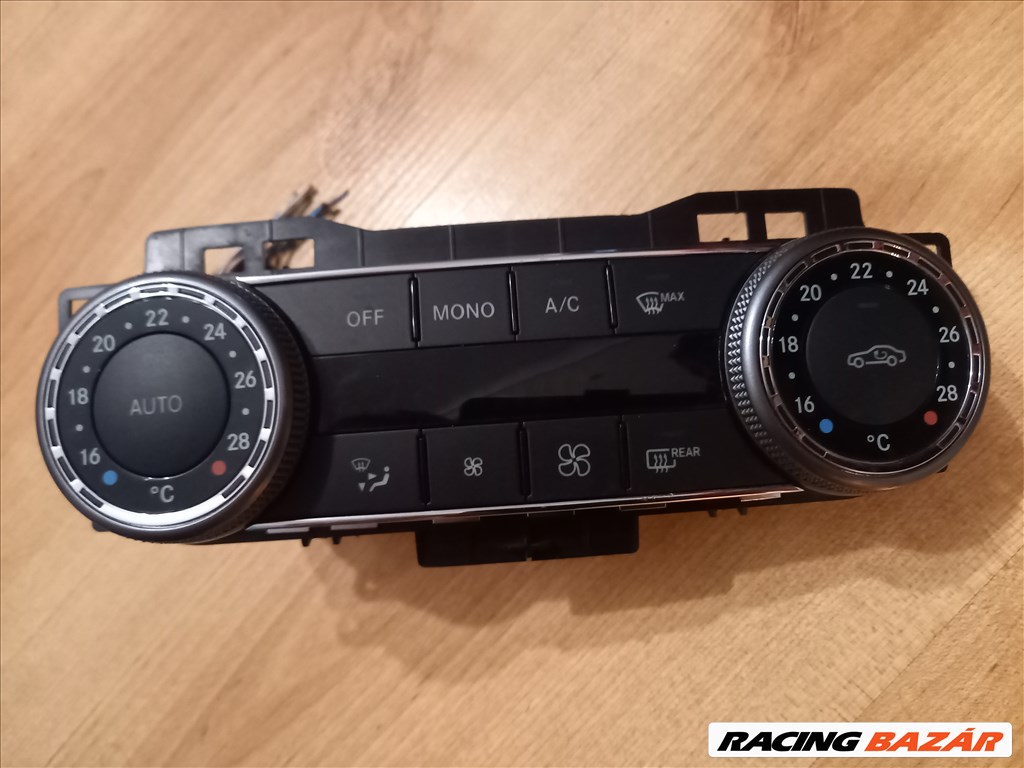 Mercedes C-osztály W204 fűtés klíma panel a2048309885 1. kép
