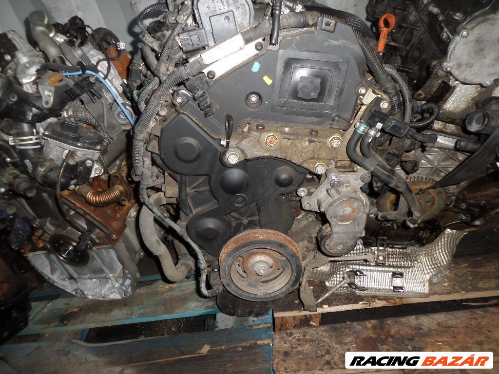 Peugeot 208 I 8HR motor burkolat  1. kép