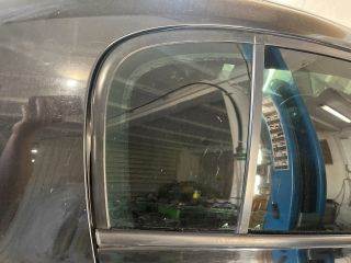 RENAULT MEGANE II lépcsőshátú (LM0/1) Jobb hátsó Fixüveg (Ajtóban)