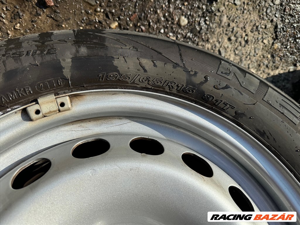 Volkswagen Caddy acélfelni nyári gumikkal 195/65 R15 7. kép