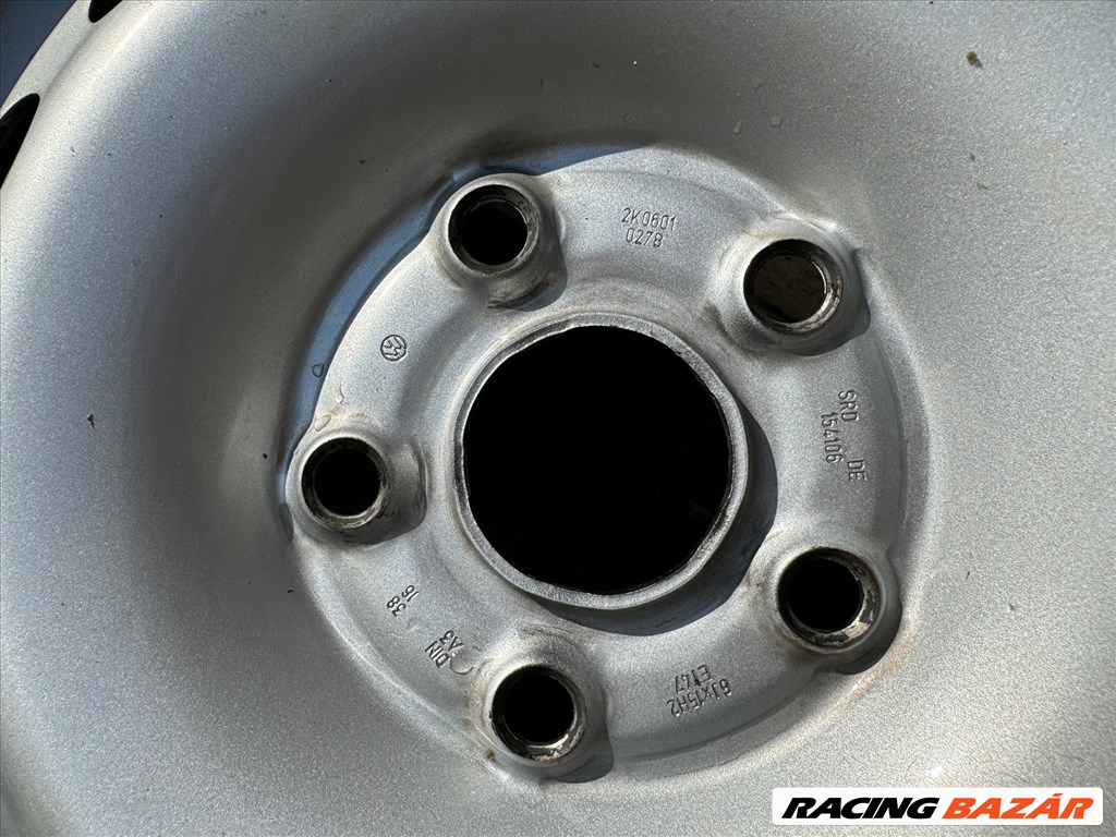 Volkswagen Caddy acélfelni nyári gumikkal 195/65 R15 8. kép