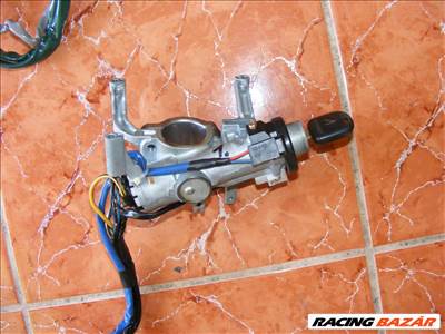 Suzuki Swift gyújtáskapcsoló eladó 