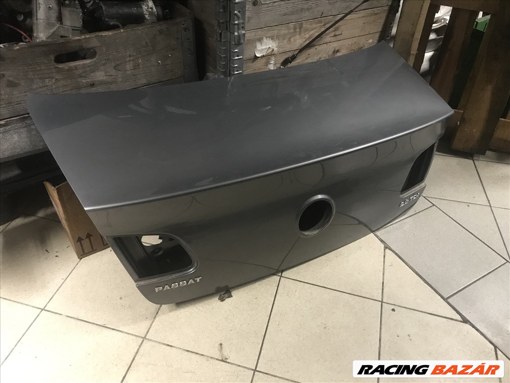 Volkswagen Passat B6 3C _ csomagtér ajtó  1. kép