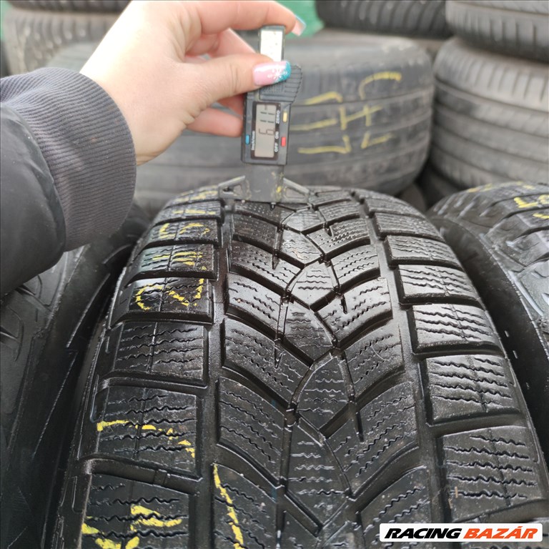  215/65 R17 Goodyear téli gumi 60000ft a 4db/174/ 2. kép