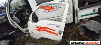 Kia K2500 Bal első ajtó facelift.