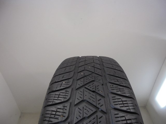Pirelli Scorpion Winter 215/65 R17  1. kép