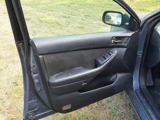TOYOTA AVENSIS (T25) Bal első Ajtózár