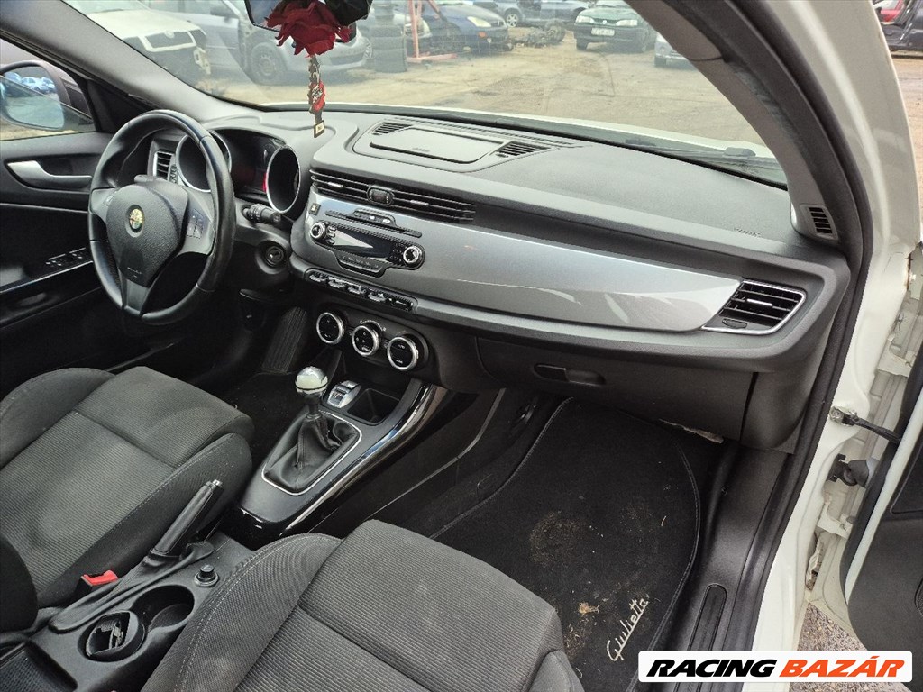 Alfa Romeo Giulietta 2.0 JTDM 16V LÉGZSÁK SZETT 2. kép