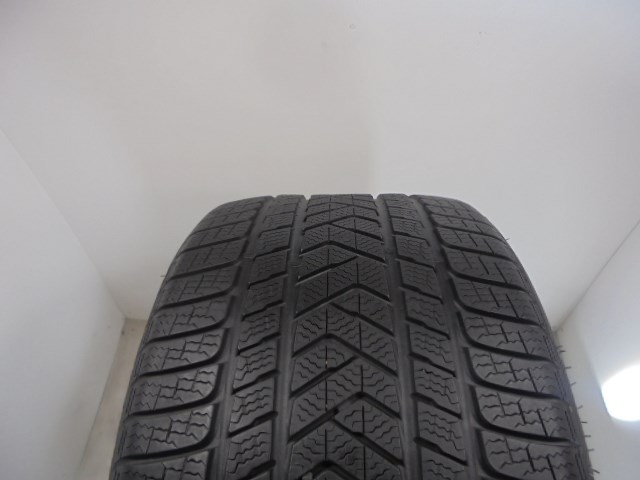 Pirelli Sottozero 3 315/30 R21  1. kép