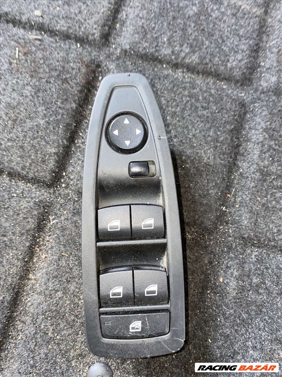 BMW 4-es sorozat F36, F32, F33 ablakemelő kapcsoló  9208109 1. kép