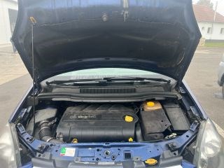 OPEL ZAFIRA B (A05) Generátor 1. kép