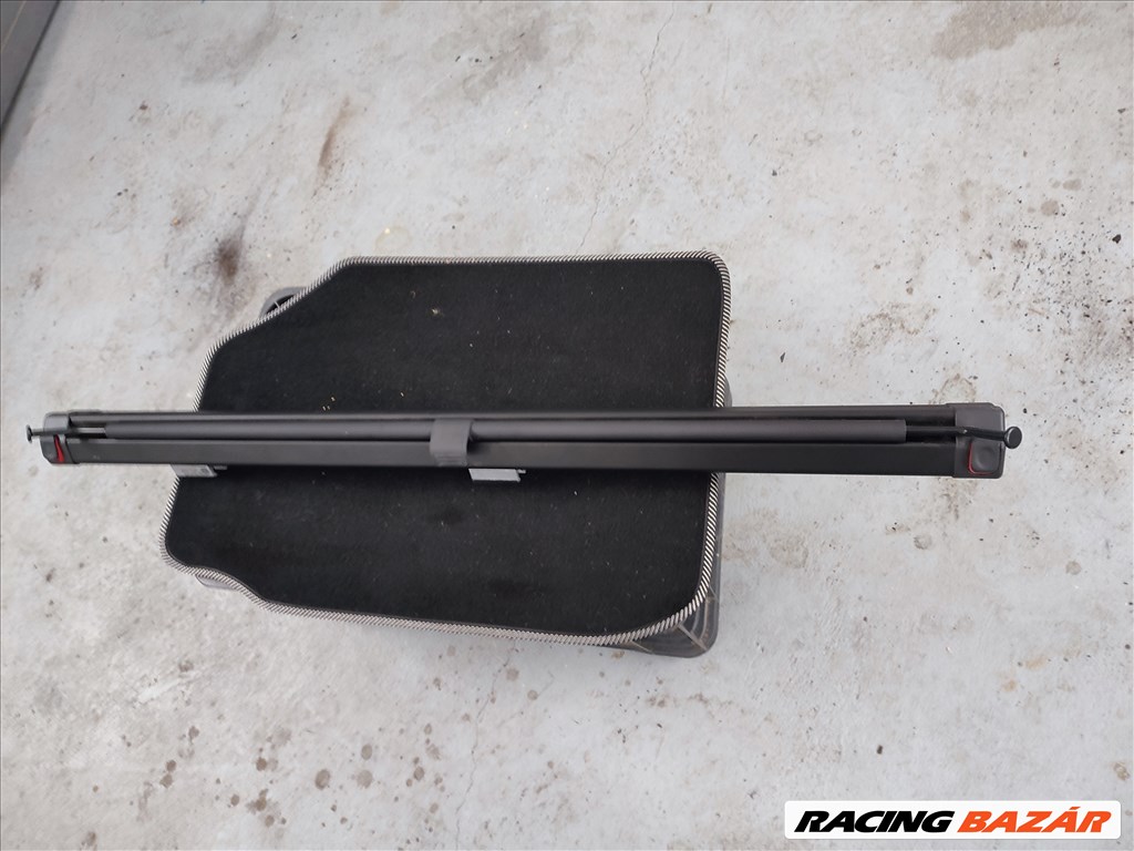 Volkswagen Passat B8 térelválasztó, kutyaháló 3g9861691 2. kép