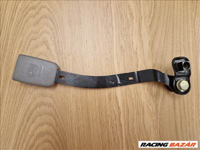 Volkswagen Golf IV 3A jobb első biztonsági öv csat 1J3 858 472 B