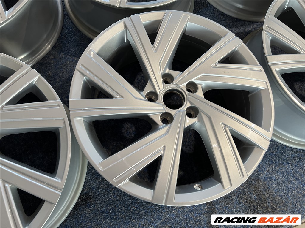 (1802)  Volkswagen 18 gyári felni alufelni, 5x112, Golf Touran Caddy 5. kép