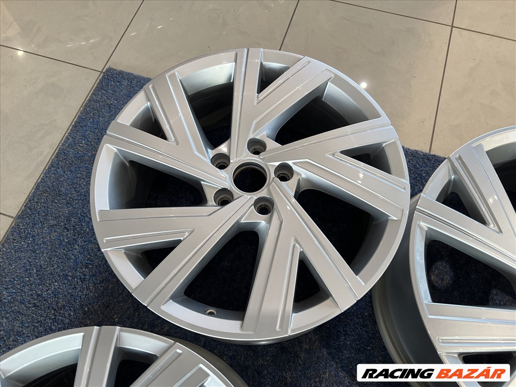 (1802)  Volkswagen 18 gyári felni alufelni, 5x112, Golf Touran Caddy 7. kép