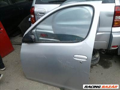 Toyota Yaris Verso Bal első Ajtó