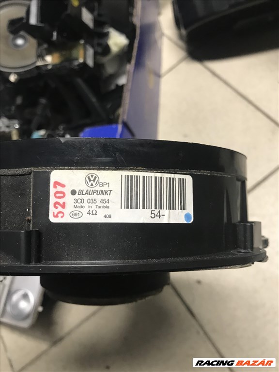 Volkswagen Passat B6 első hangszóró 2. kép