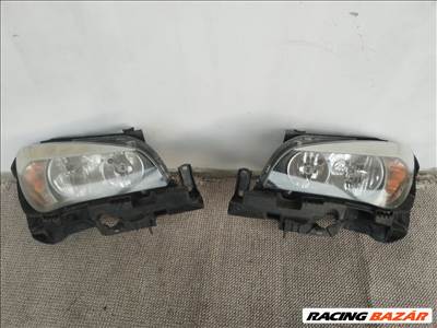BMW X1 E84 Bmw X1 E84 fényszóró jobb bal oldali Angol 89093507  89093504 