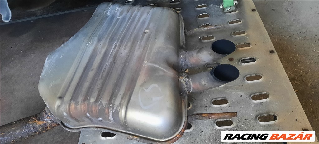 Saab 9-3, Cadillac BLS kipufogó dob  2. kép