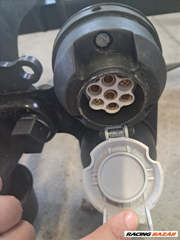 Ford Focus Mk3 vonóhorog  6. kép