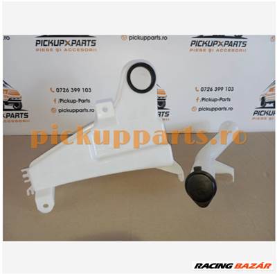 Toyota Hilux (AN10/AN20/AN30) ablakmosó folyadék tartály 