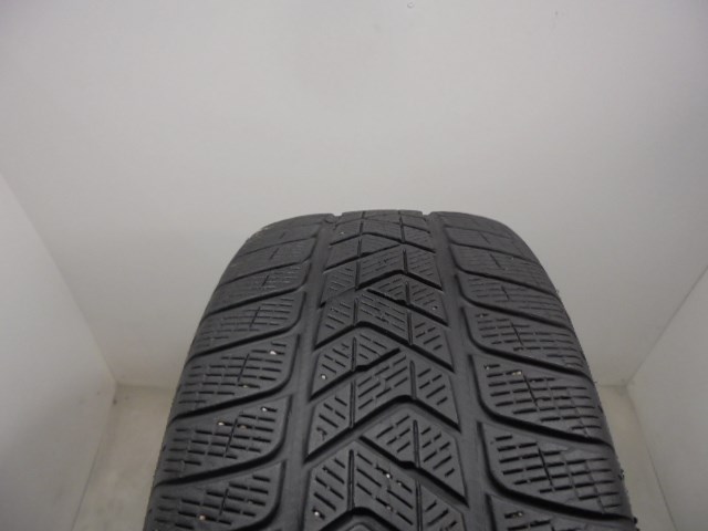 Pirelli Scorpion Winter 235/55 R18  1. kép