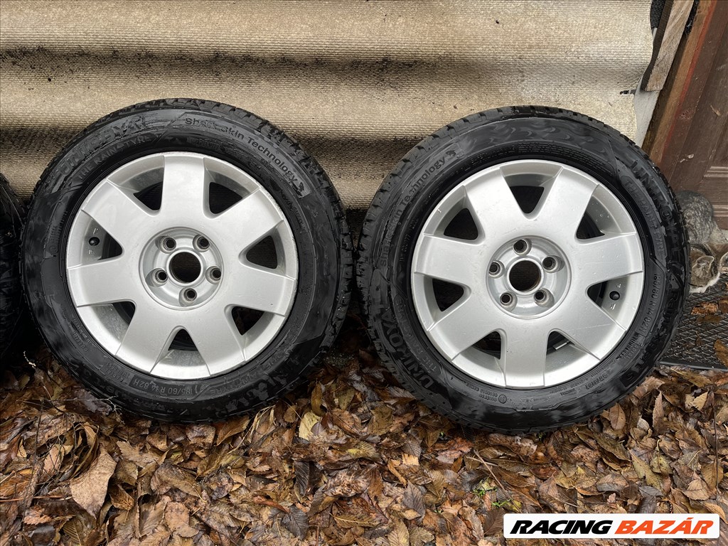 14” 5x100 VW gyári alufelni szett nyárigumikkal! 3. kép