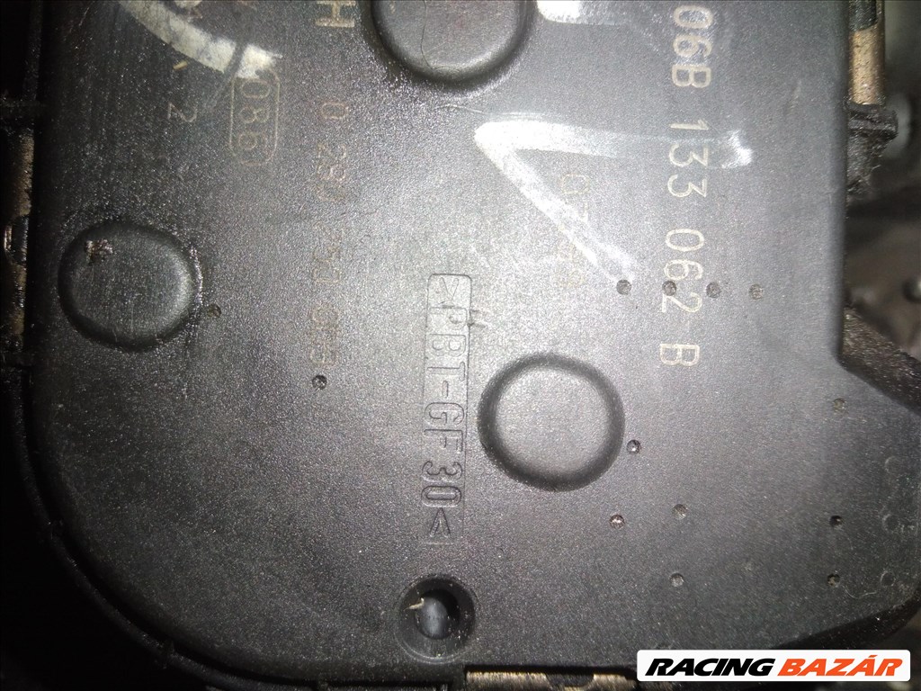 Audi A6 (C5 - 4B) C5 - 4B Fojtószelep 06b133062mb 1. kép