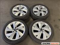  5x112 lyukosztású 17" újszerű (gyári felni) alufelni, rajta 205/50 használt Bridgestone téli gumi 