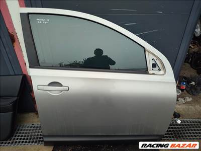 Nissan Qashqai (J10) jobb első ajtó színkód:KY0
