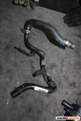 Audi A5 (B8 - 8T) Vízcső  059121070b