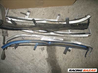 BMW 3-as sorozat E46 bal-jobb fényszóró alatti díszléc