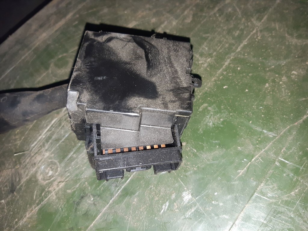 Suzuki Swift III 04-10 Ablaktörlő Kapcsoló 2. kép