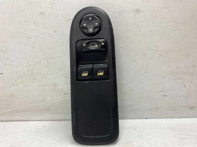 PEUGEOT 308 Bal első Ablakemelő Kapcsoló 1. kép