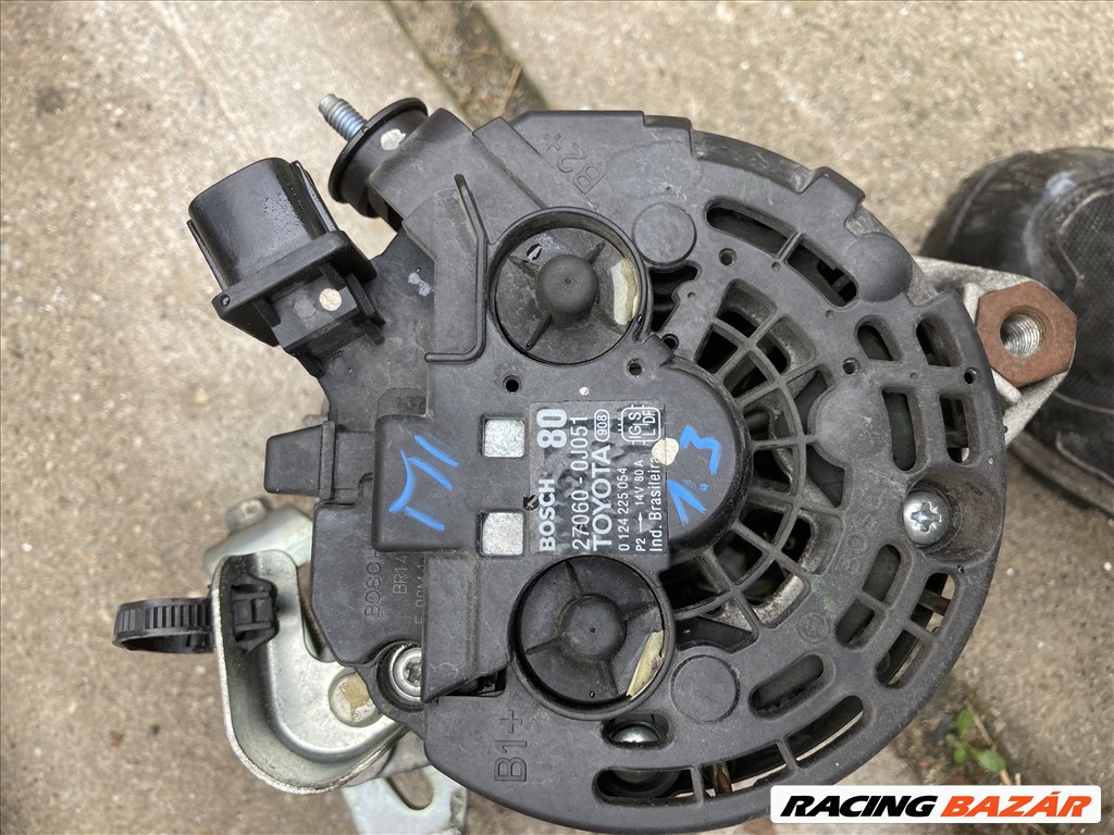 Toyota Yaris (XP90) 1.3 VVT-i Yaris 2 generátor 1.3 vvti  270600j051 0124225054 1. kép
