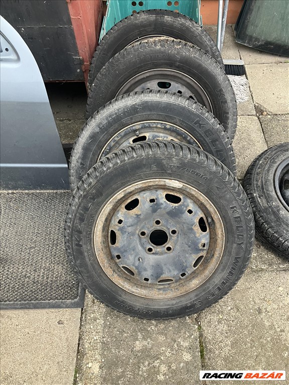  5x100 lyukosztású 14". coll 175/65 újszerű téli gumi lemezfelnin  1. kép