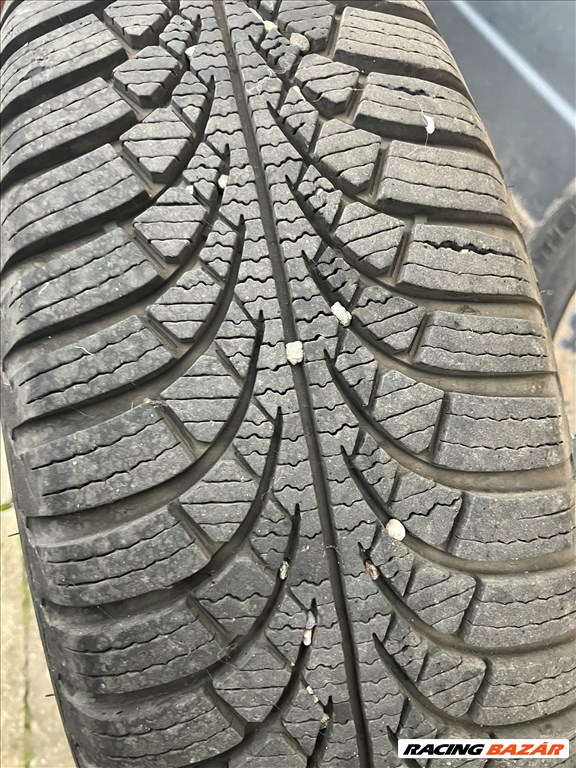  5x100 lyukosztású 14". coll 175/65 újszerű téli gumi lemezfelnin  4. kép