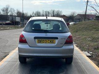 HONDA CIVIC VII Hatchback (EU, EP, EV) Tank