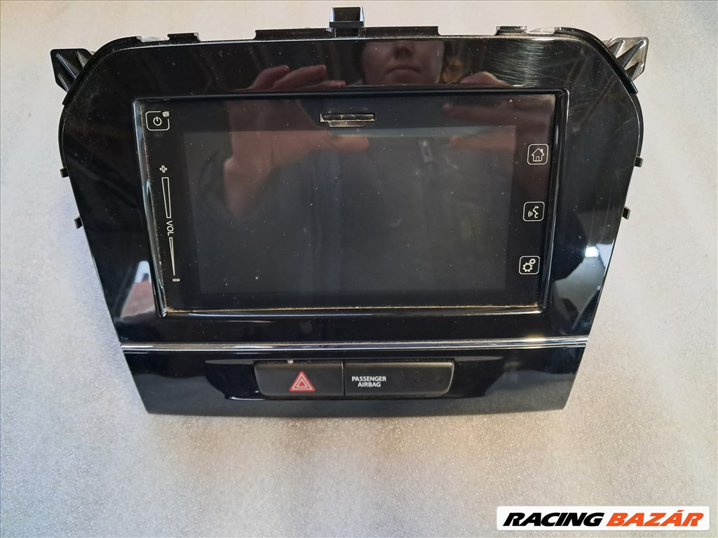 Suzuki Vitara (LY) navigációs fejegység  3992054pa0 1. kép