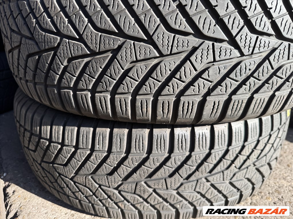 Yokohama Blue Earth Winter 215/60 R 16 6mm-es téligumi garnitúra eladó 2. kép