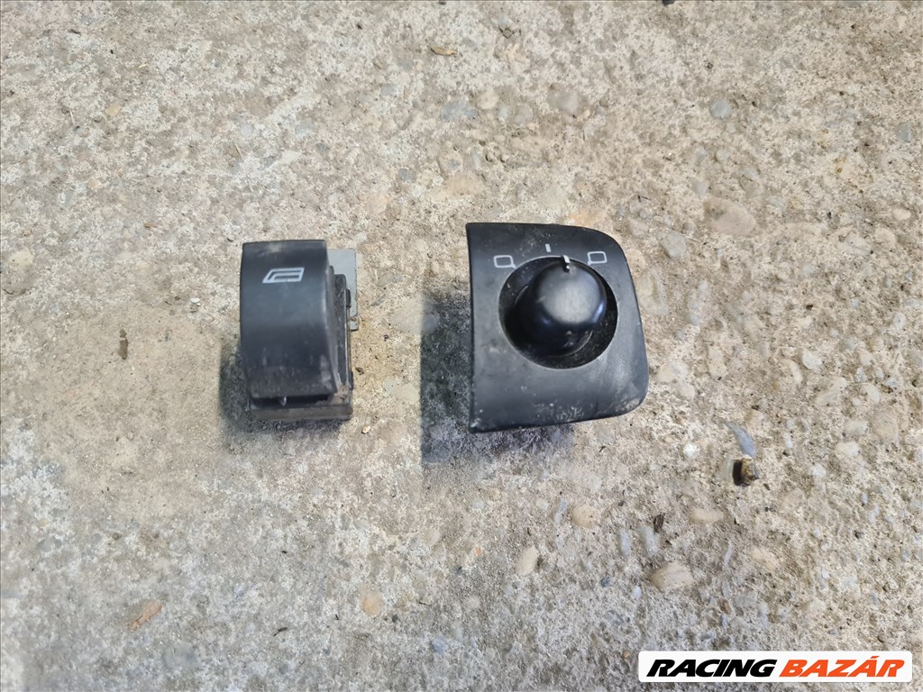 Audi a3 8l ablak emelő gomb  1. kép