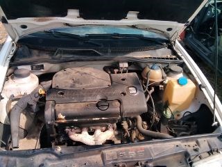SEAT CORDOBA (6K1, 6K2) Porlasztó Sor / Híd 1. kép