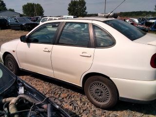 SEAT CORDOBA (6K1, 6K2) Porlasztó Sor / Híd 5. kép