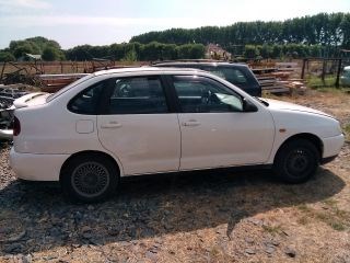 SEAT CORDOBA (6K1, 6K2) Porlasztó Sor / Híd 6. kép
