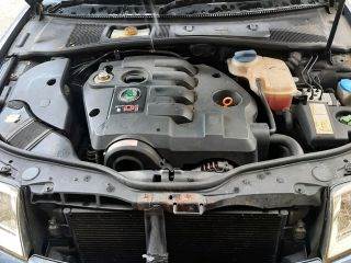 SKODA SUPERB I (3U4) Biztosítéktábla Motortér