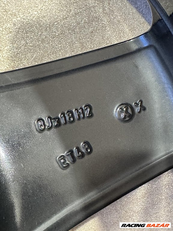 R18 5x112 Original Mercedes AMG A B C CLA class -  8J ET48 - OE A1764010402  7. kép