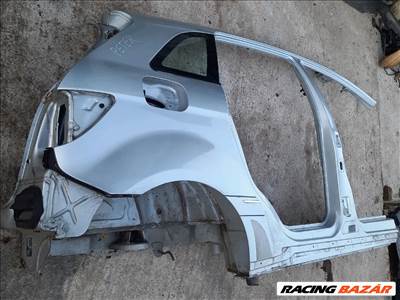 Mercedes B-osztály W245 jobb hátsó sárvédő negyed 1302