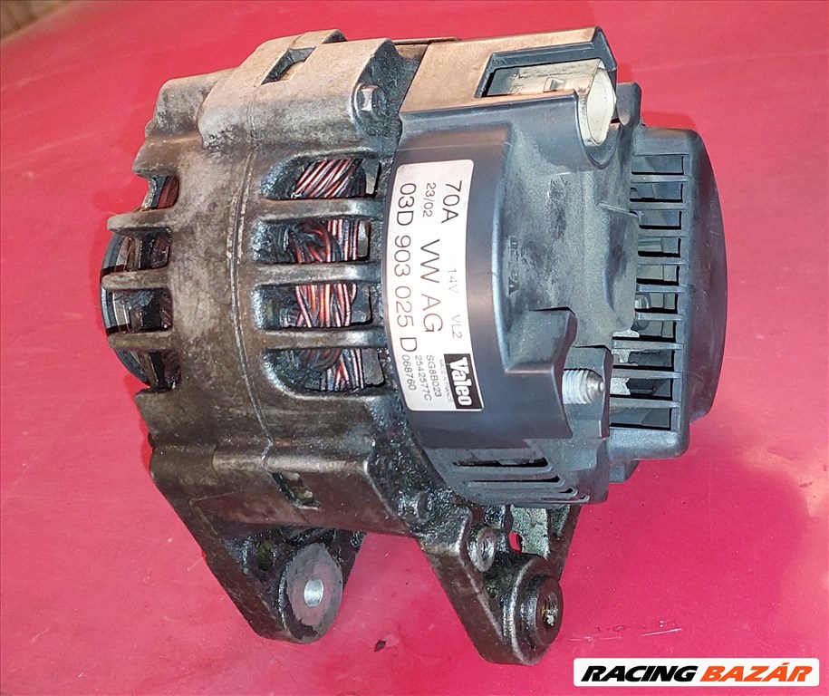 Volkswagen Polo IV Generátor 70A 14V 03d903025d sg8b023 2. kép