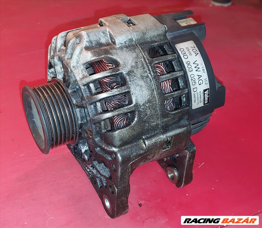 Volkswagen Polo IV Generátor 70A 14V 03d903025d sg8b023 3. kép