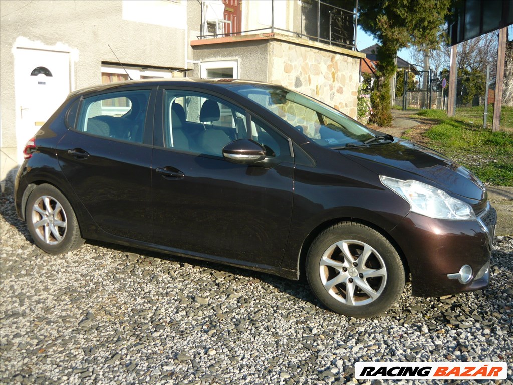 Eladó Peugeot 208 95 VTi (1397 cm³, 95 PS)   7. kép